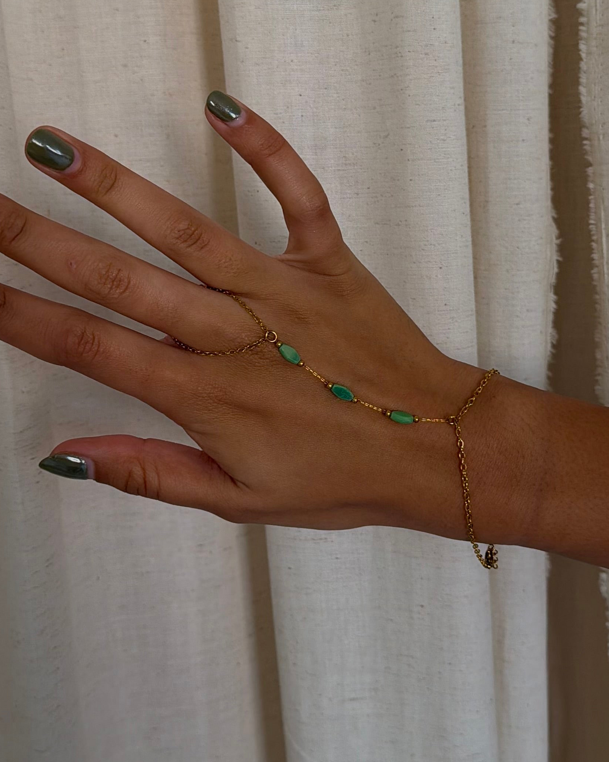 Willow Hand Chain