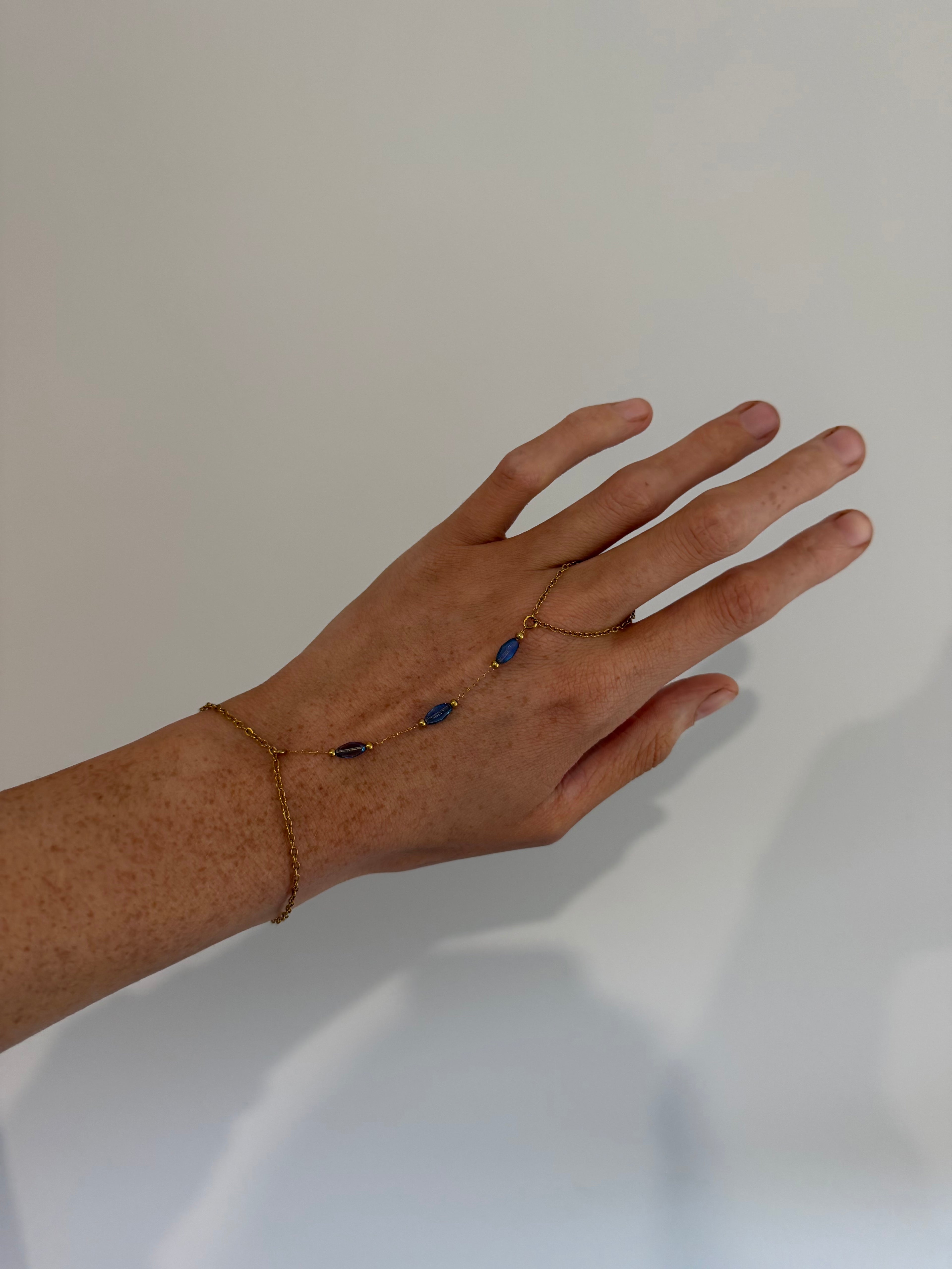 Willow Hand Chain