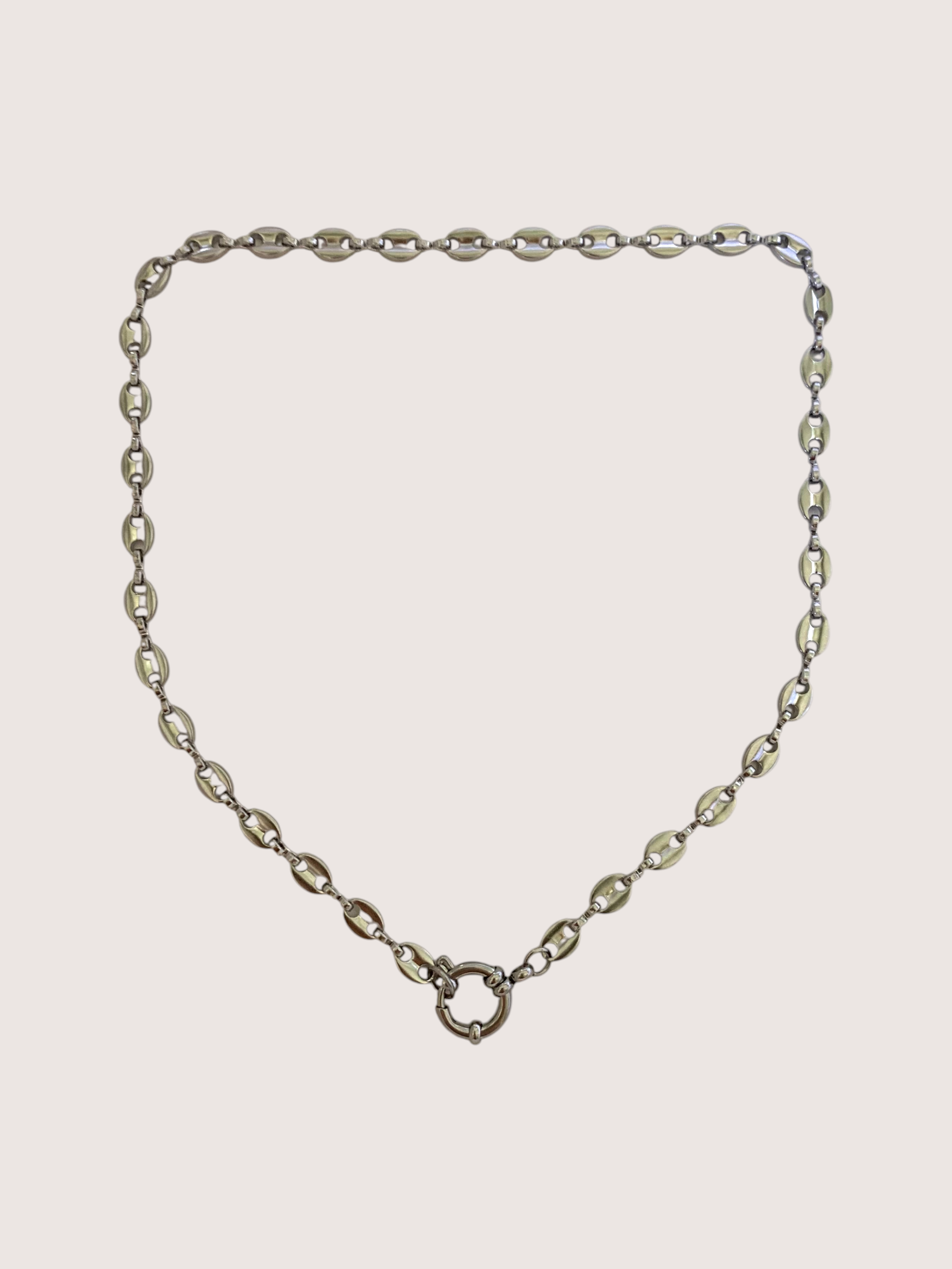 Clara Chain