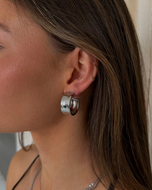 Billie Hoops