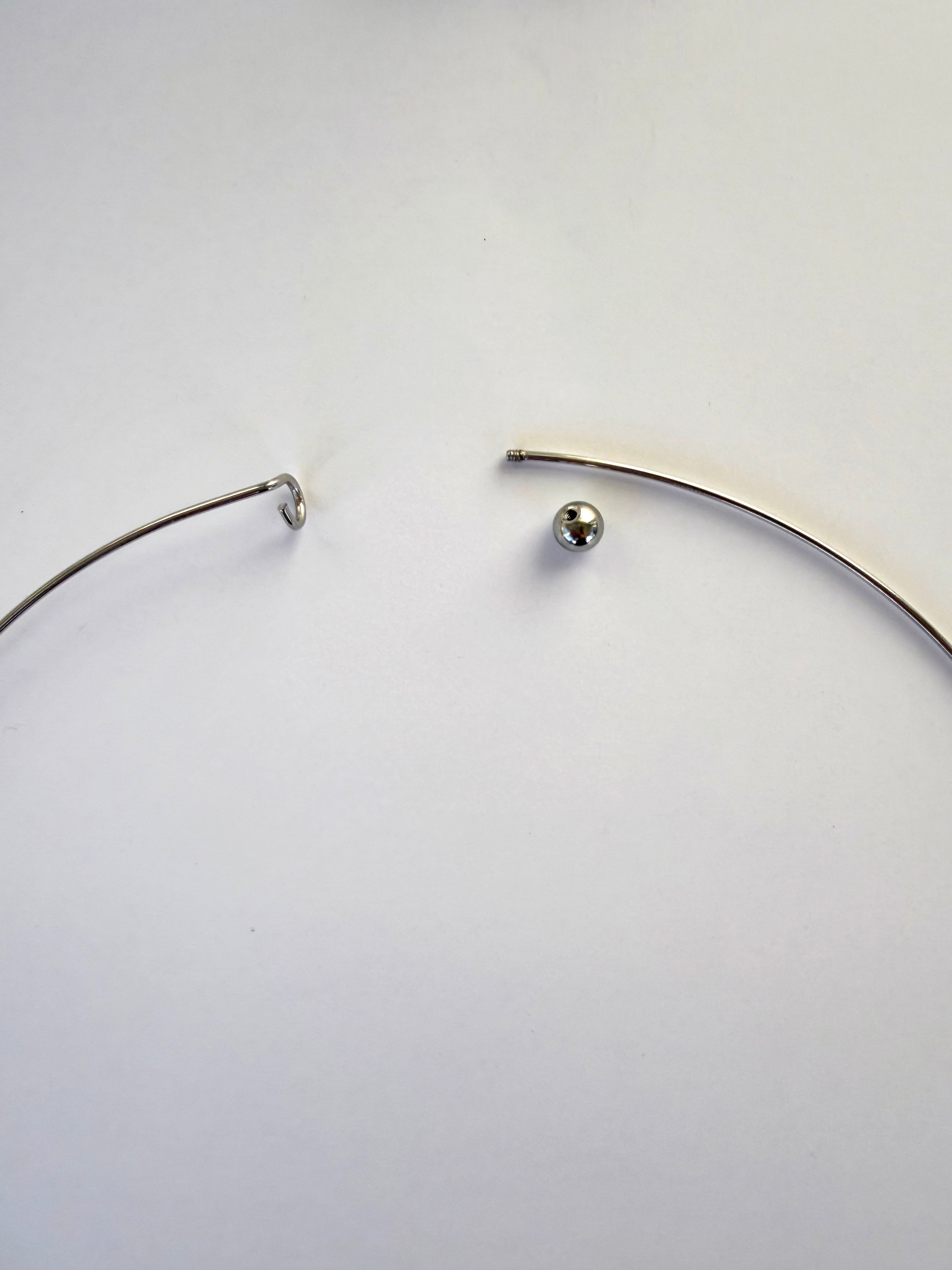 waterproof stainless steel wire necklace.